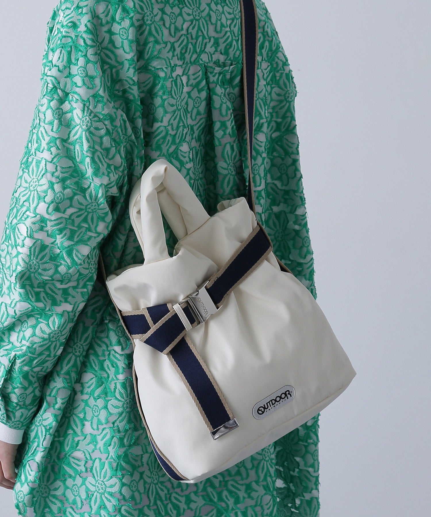 ROSE BUD別注】OUTDOOR PRODUCTS/2way ベルトトートバッグ S – calif