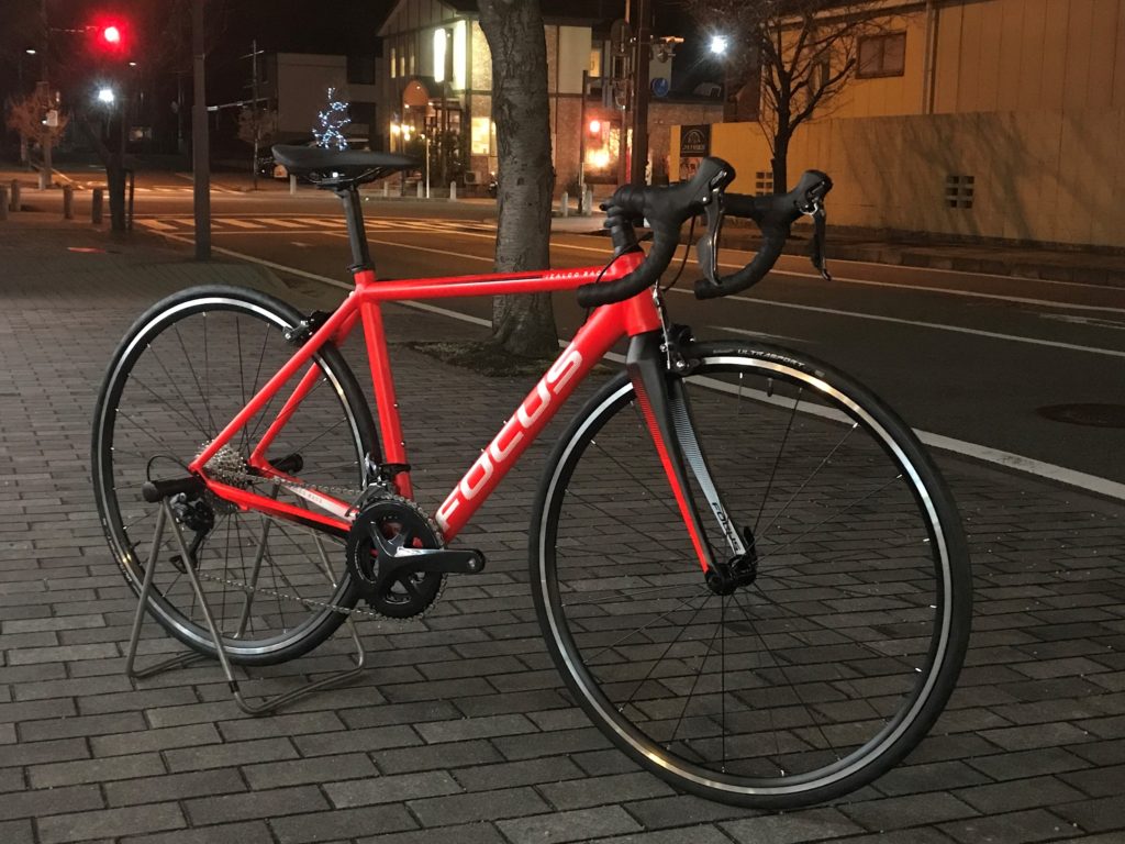 FOCUS IZALCO RACE AL 2018 カタログ外限定モデル