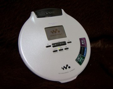 SONY D-NE920を使用した感想ですことのよ。