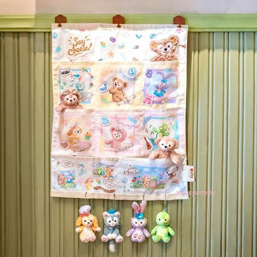 楽天市場】ウォールポケット ダッフィー＆フレンズのSay cheese! 2020