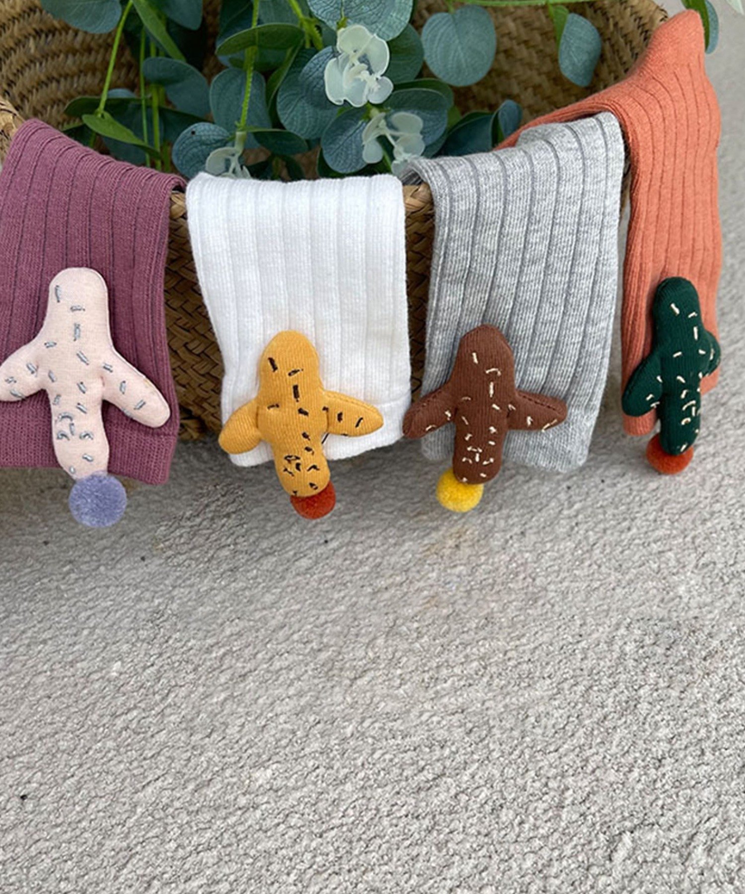 aimoha｜【mosox】かわいい立体サボテン付けkidsロング丈靴下4点セット