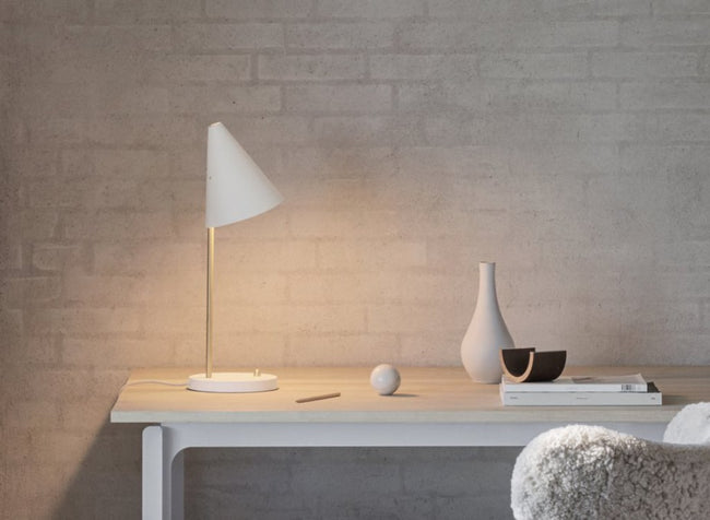 Mosaik Table | モザイク テーブルランプ by Bent Karlby | LYFA