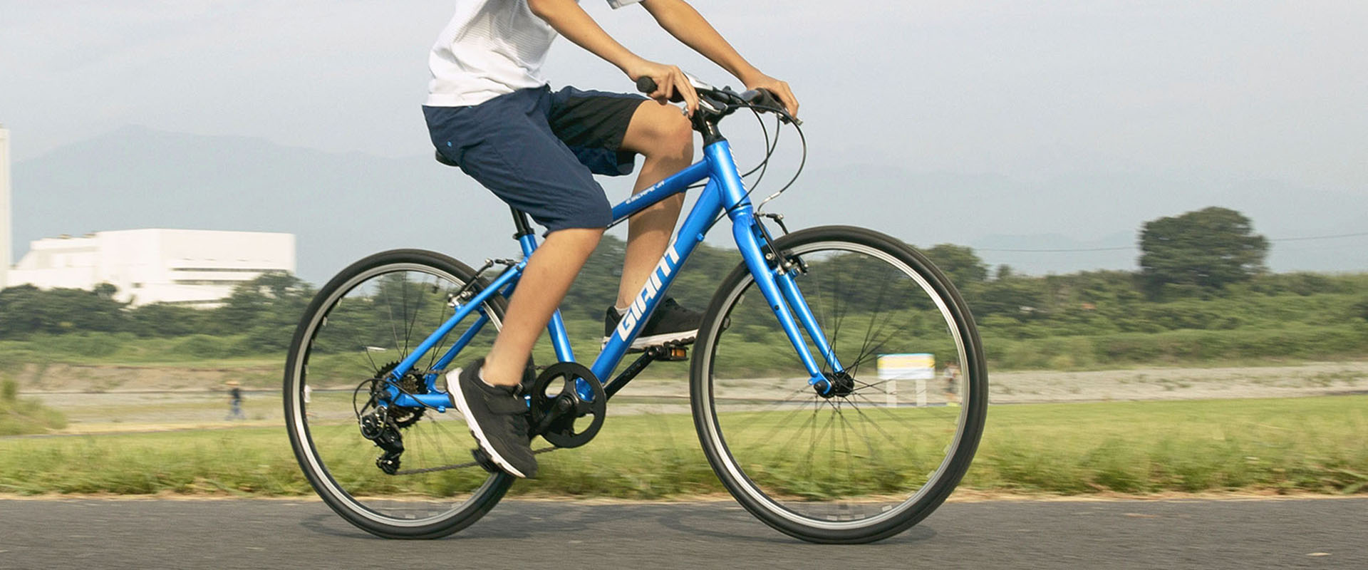 2023 GIANT Bicycles | ESCAPE JR 24