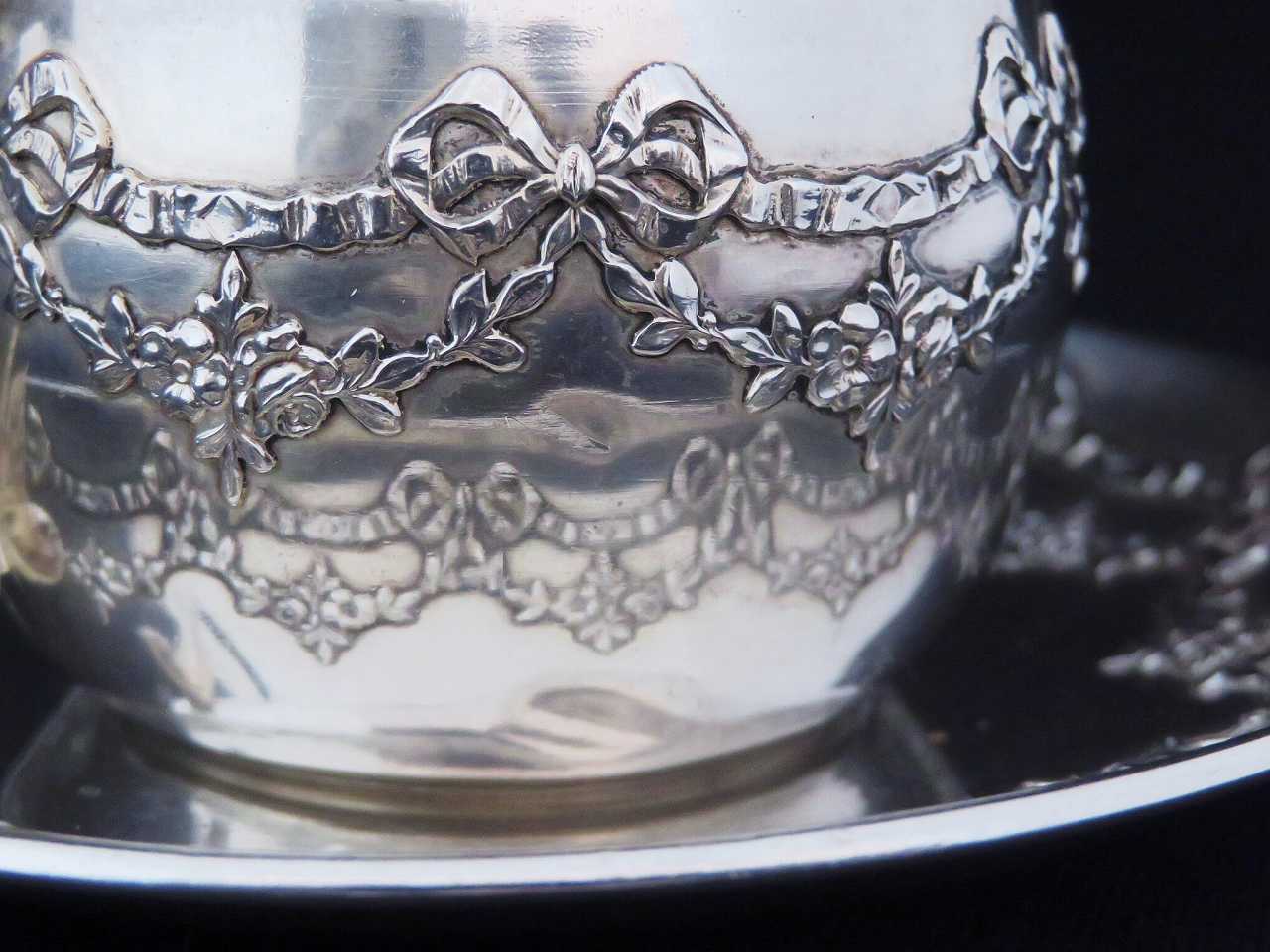 純銀 リボンと薔薇ガーランド装飾カップ＆ソーサー - 薔薇と天使の