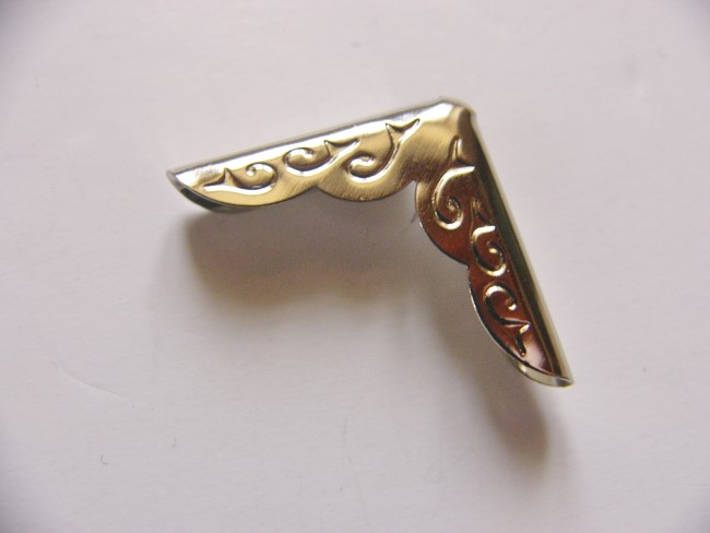 角飾り金具シルバー22mm×22mm 4個セット