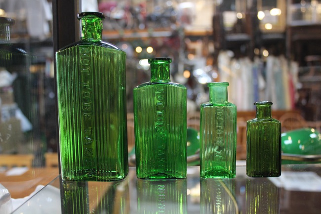 アンティークガラスボトル入荷しました！ | キヤアンティークス
