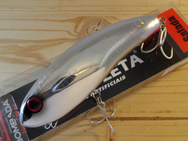 ボンバダアグア ボーボレータ サファーダ（BOMBA DA AGUA BORBOLETA