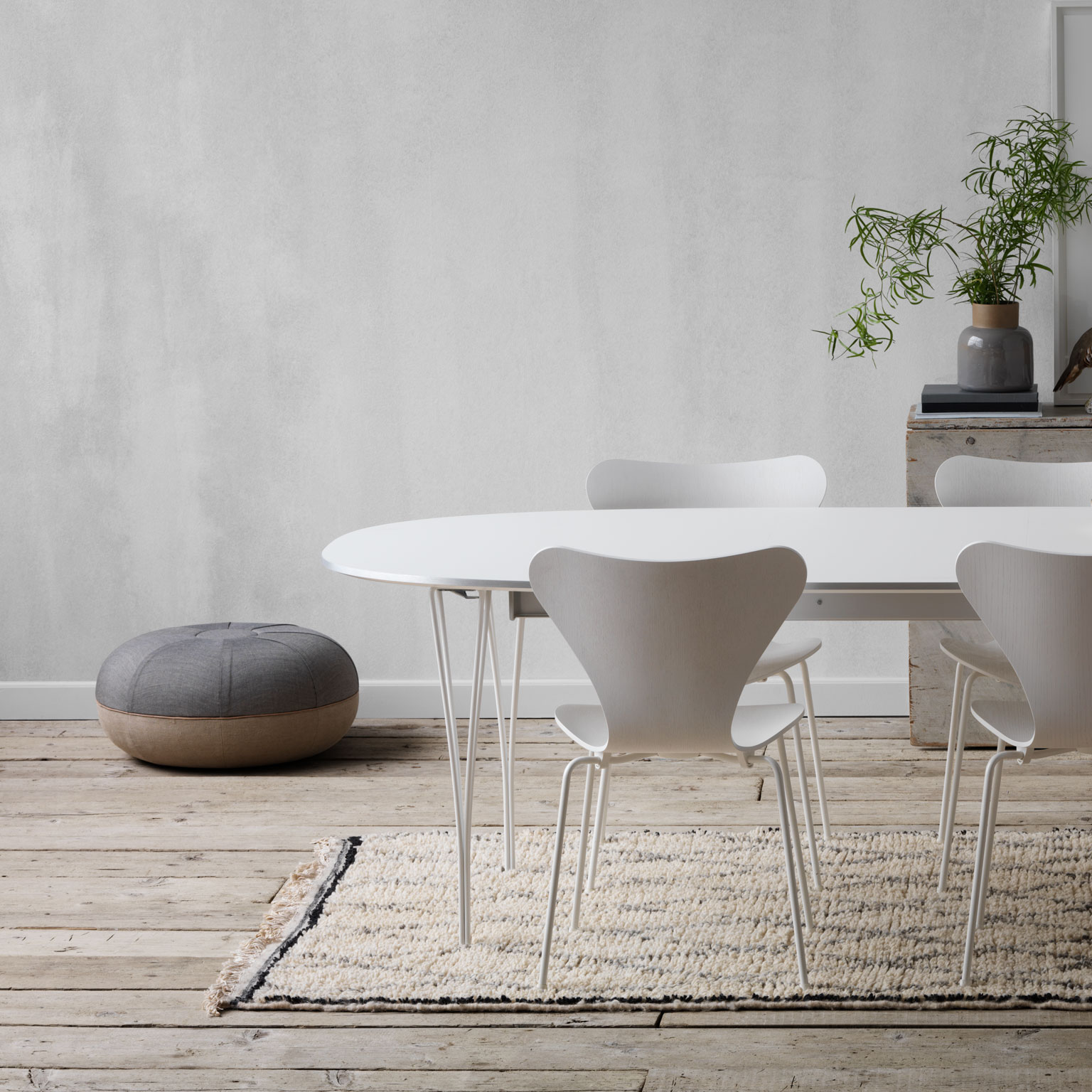 FRITZ HANSEN（フリッツ・ハンセン）セブンチェア アッシュホワイト