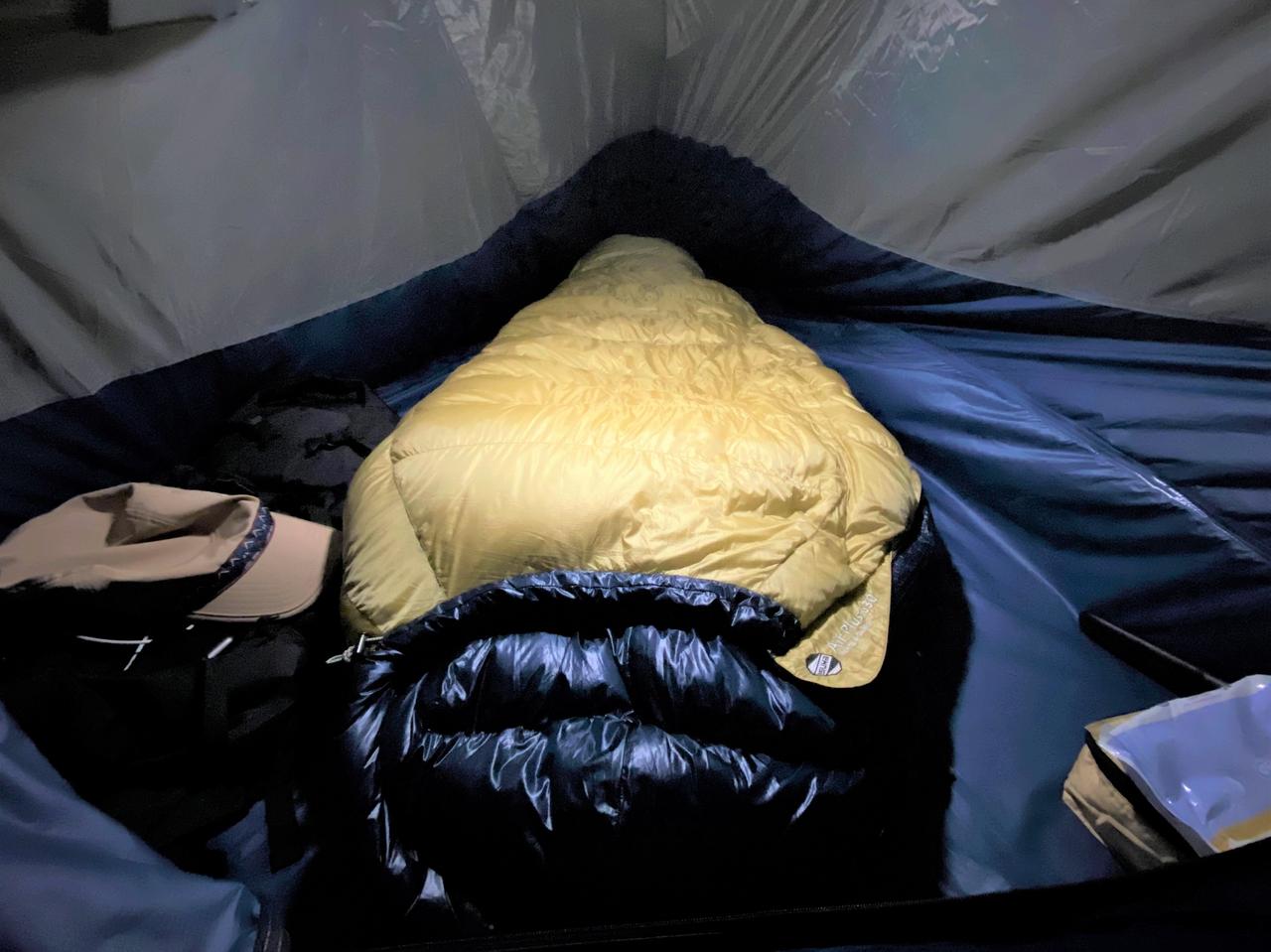 イスカ（ISUKA）の寝袋（シュラフ）「エアプラス630」は冬キャンプや車