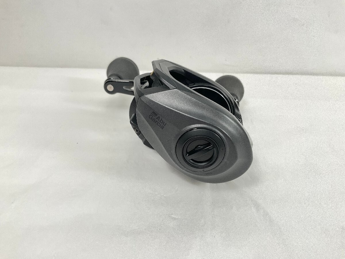 Abu Garcia REVO BEAST 40 HS Baitcasting Fishing Reel Right Handle