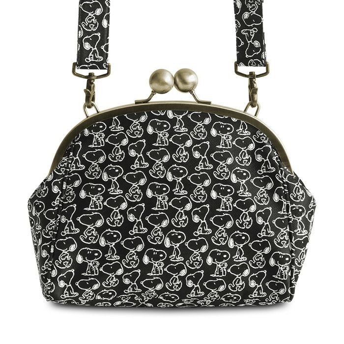 Peanuts Snoopy Shoulder Bag Metal Clasp Jacguard BLACK Japan