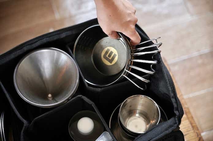 シェラカップより優秀!? キャンプ用食器の新定番「Teon」シリーズ【私