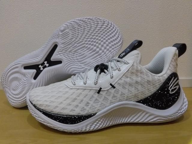 カリー10 チーム 海外限定カラーモデル 白黒 - バスケットボール専門