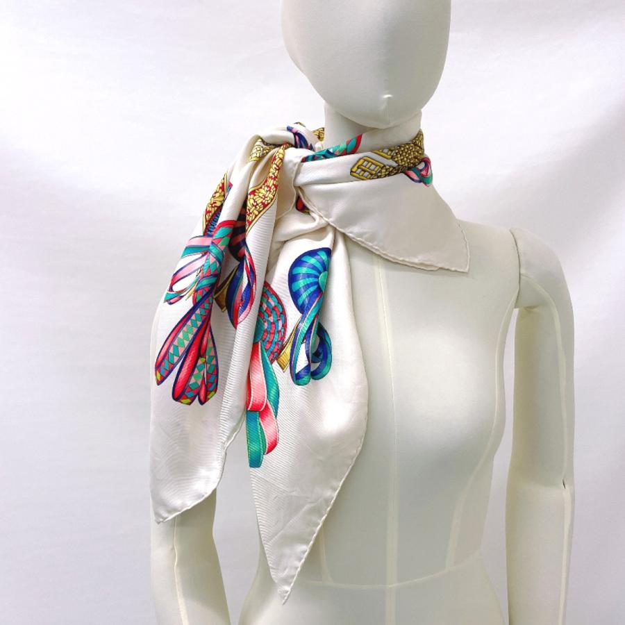 HERMES（エルメス） スカーフ カレ 90 大判スカーフ 正方形 LES RUBANS