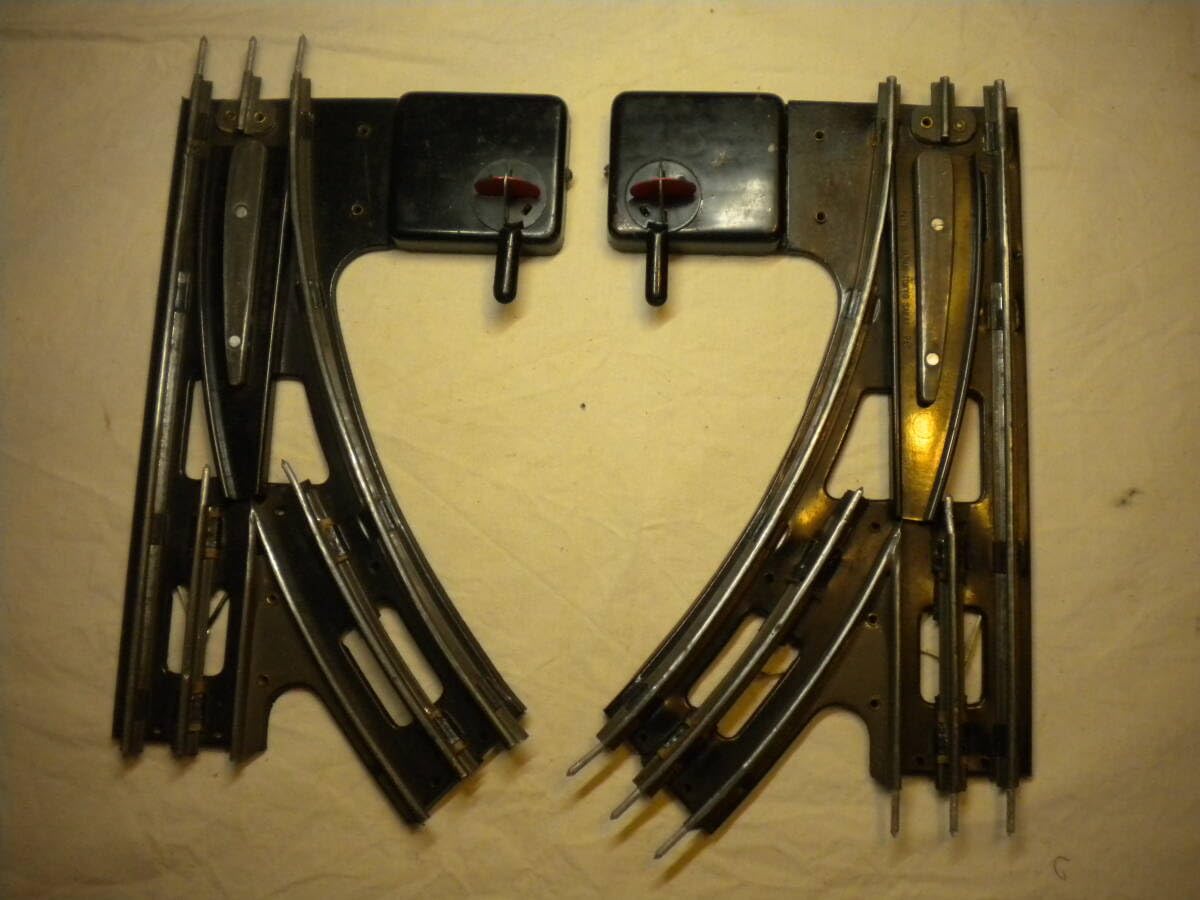 Amazon.co.jp: 三線式Oゲージ用 右回り左回りポイント各1本 曲線レール