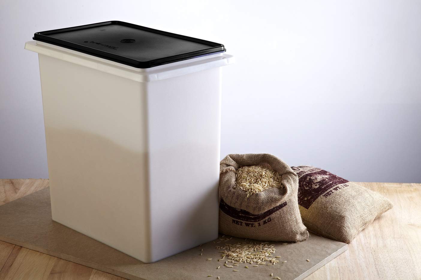 昭和レトロ タッパーウェア 10キロキーパー3個セット 2026年最新