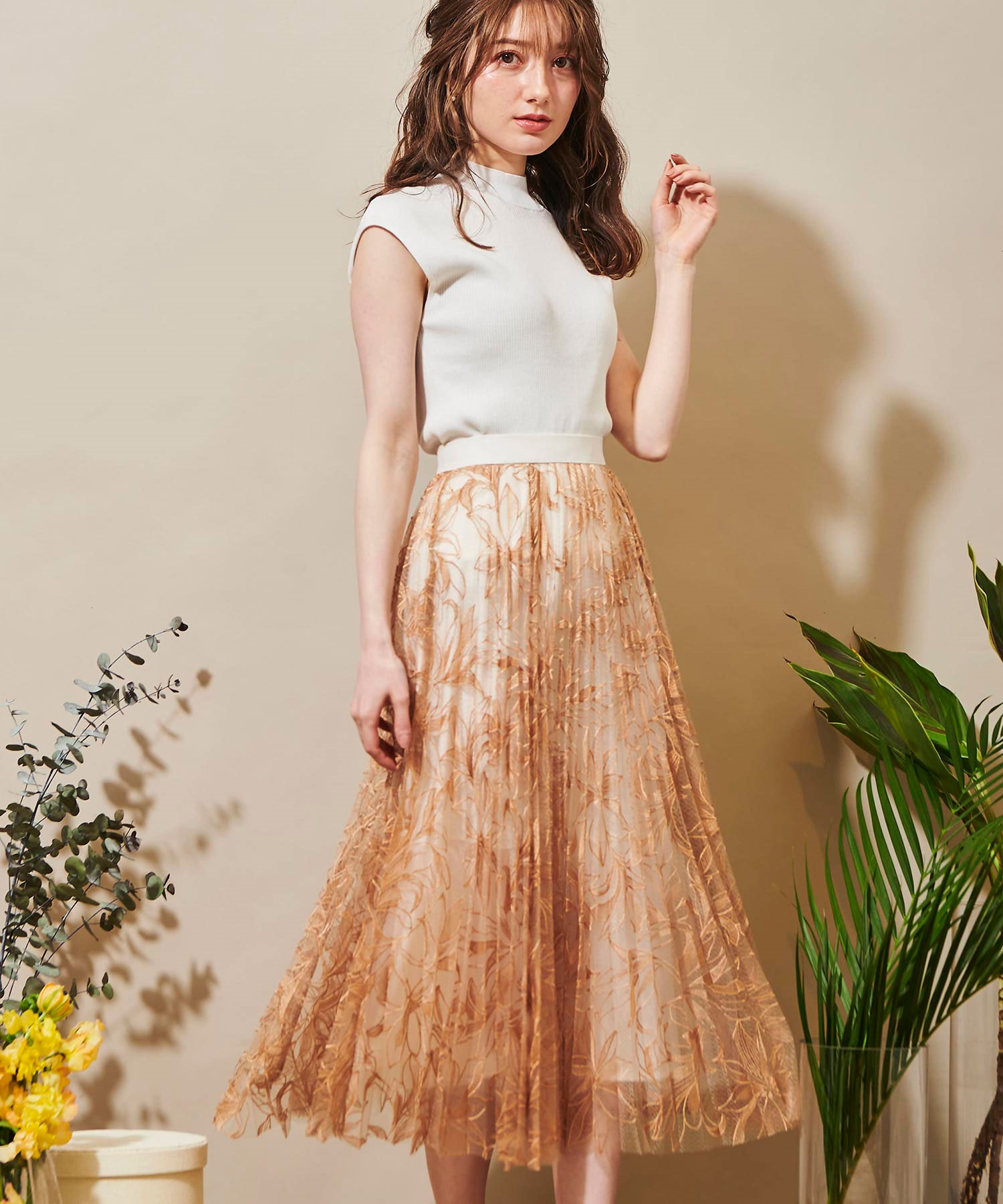 線描き刺繍スカート | フレアスカート | NOELA OFFICIAL WEB STORE