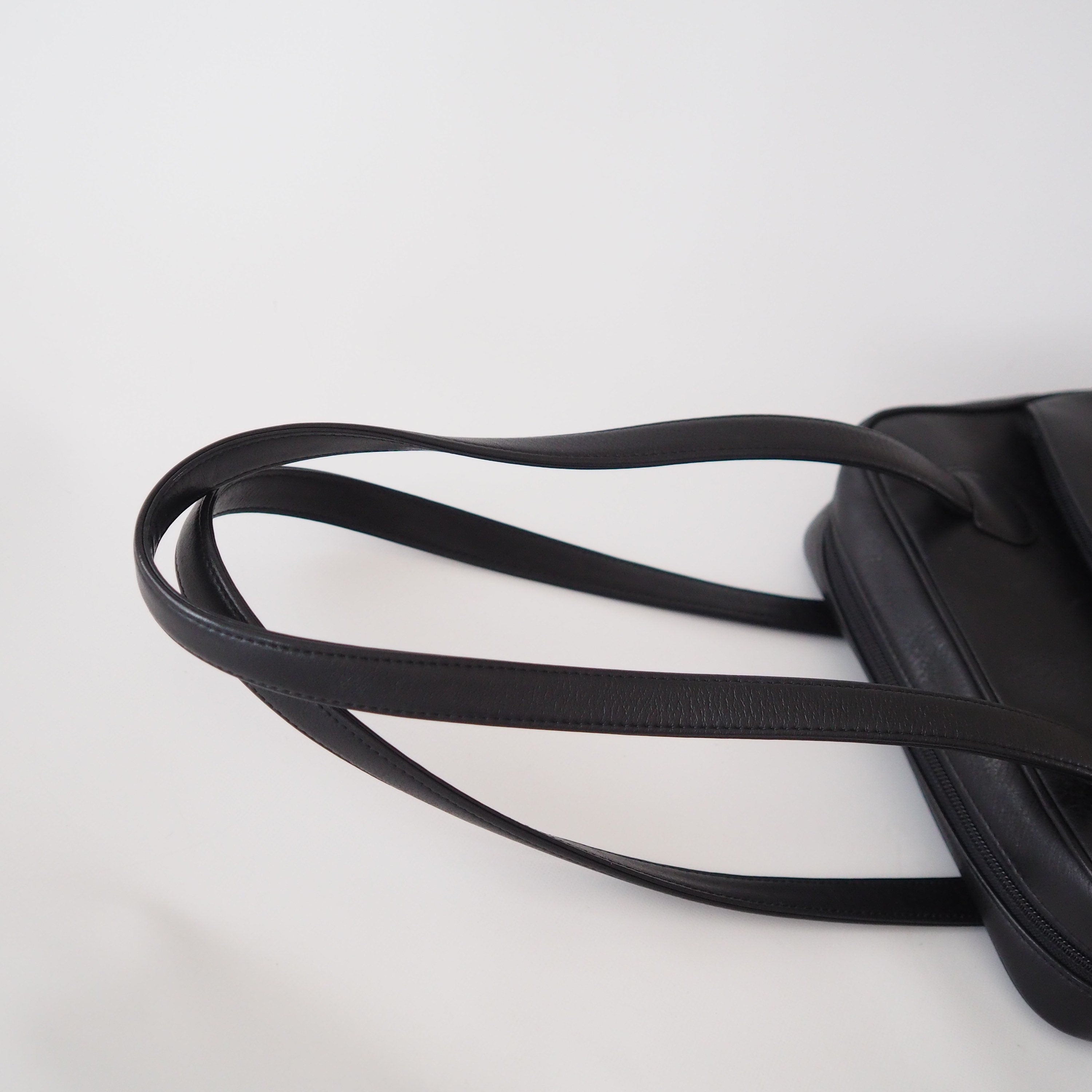 Christian Dior ロゴ ショルダーバッグ