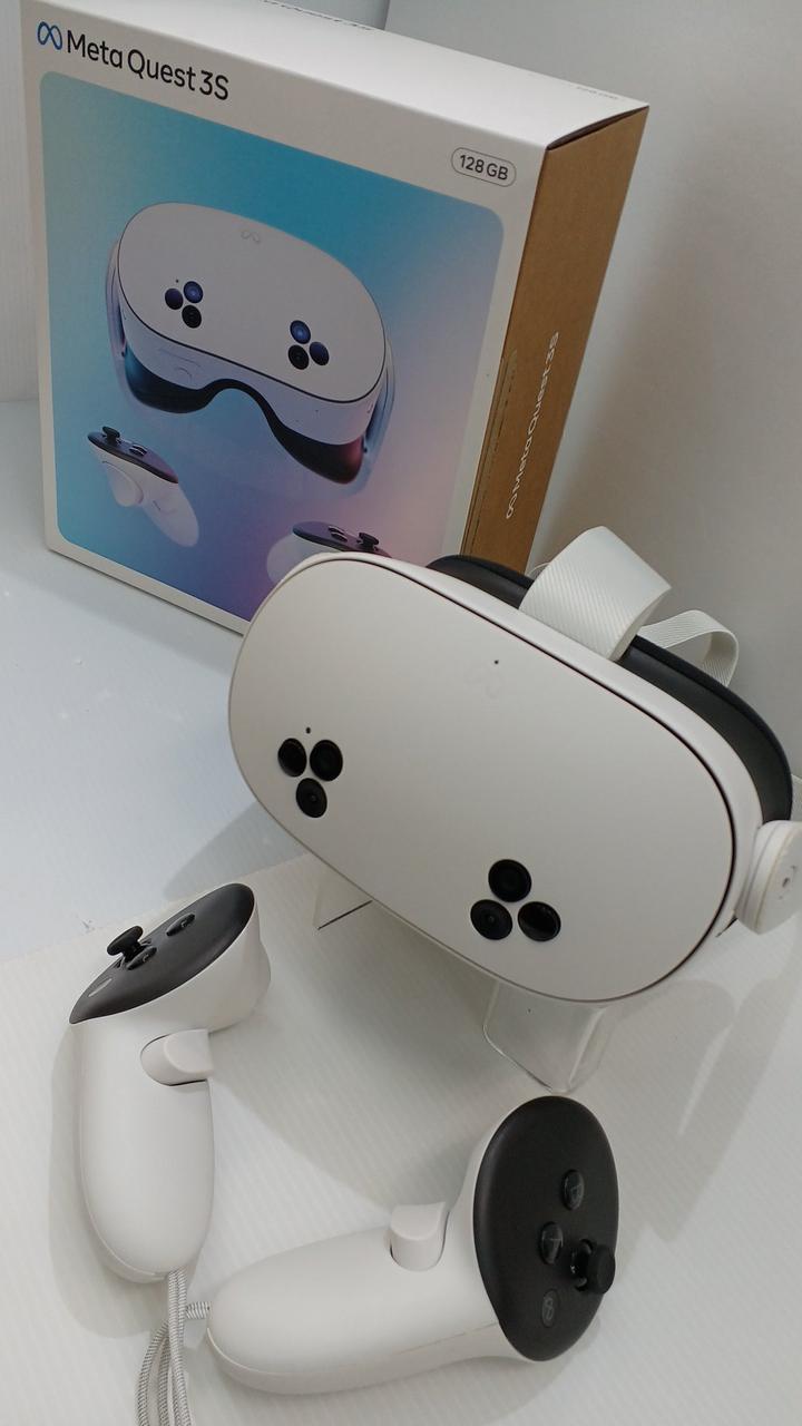 quest3s 128GB 【使用回数2回ほぼ新品】 使用回数2回⠀】 Quest 3s