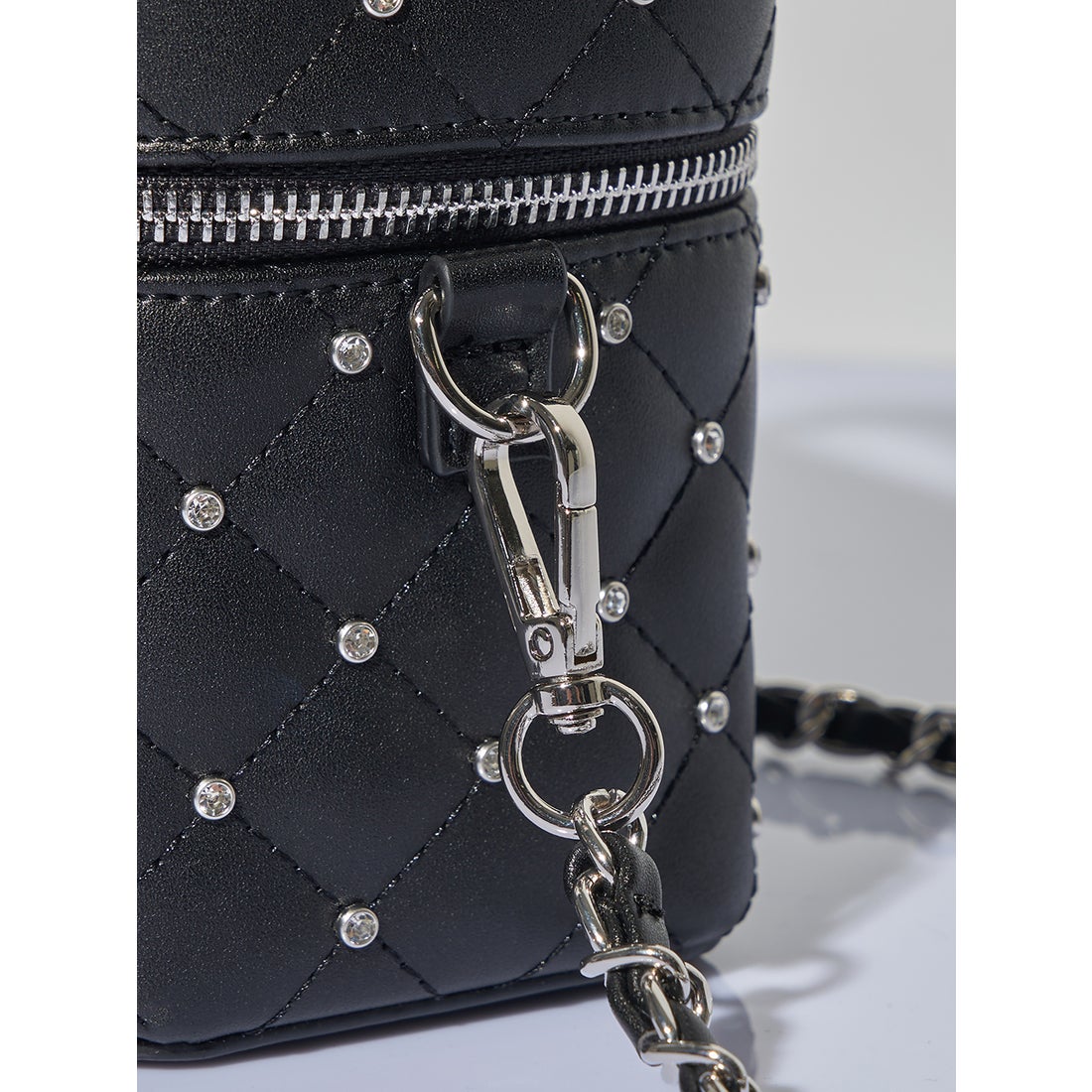 ダーリッチ Darich キルティングビジュースクエアミニバッグ （ピンク