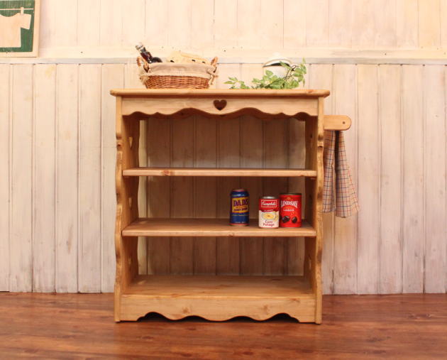 ハート・キッチンワゴン キャスター付き カントリー家具ワゴン