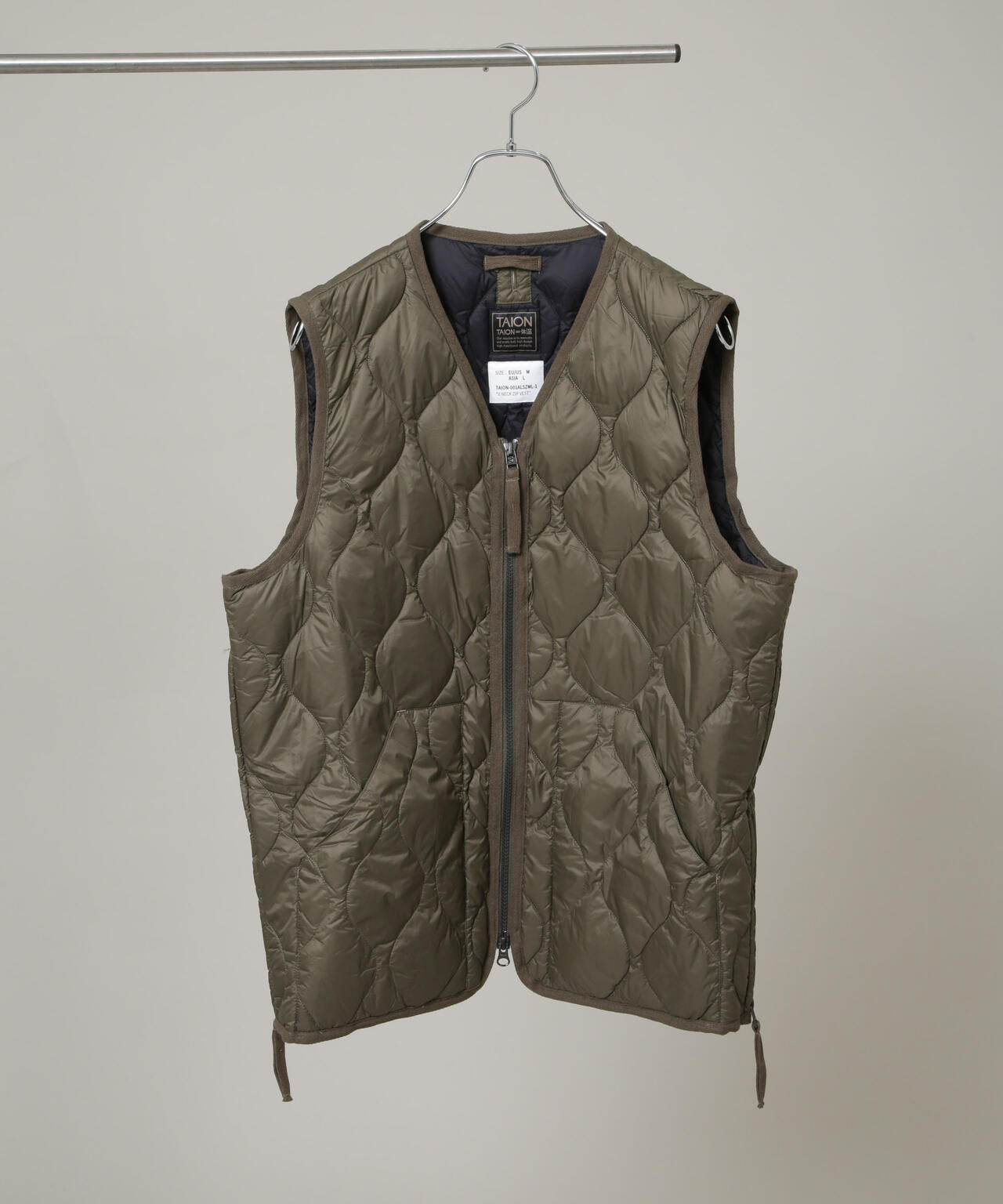 TAION / MILITARY V NECK W-ZIP DOWN VT