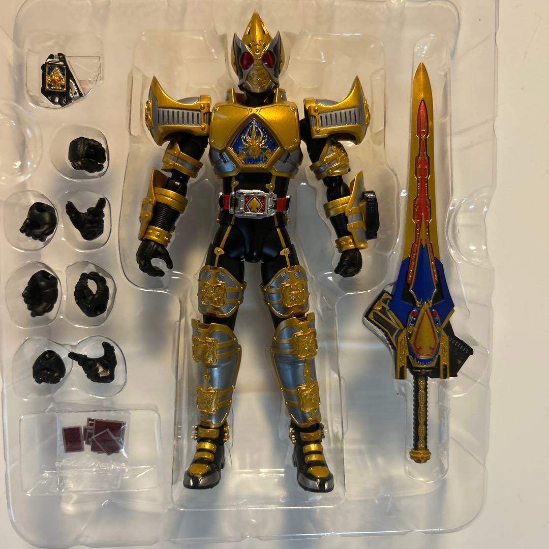 S.H.フィギュアーツ　仮面ライダーブレイド　キングフォーム レビュー】 バンダイ 魂ウェブ商店 S.H.Figuarts 仮面ライダーブレイド