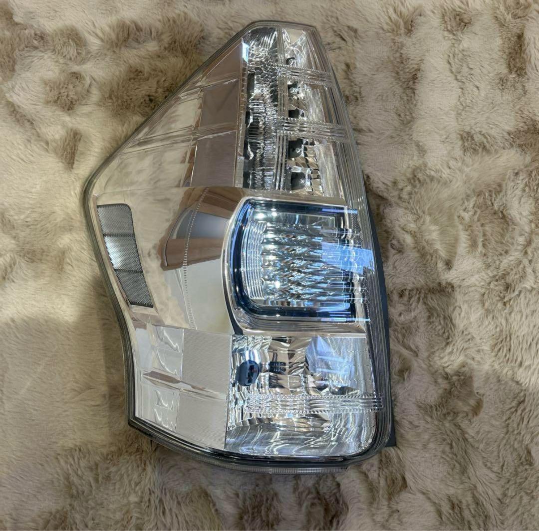 プリウスα ZVW41 ZVW40 前期純正 LEDテールランプ 楽天市場】LED テールランプ プリウスα アルファ 40系 ZVW40 ZVW41