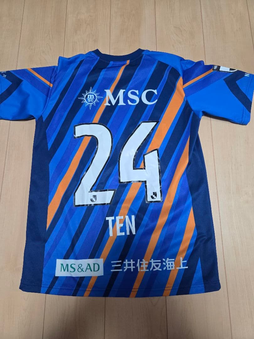 V・ファーレン長崎　ユニフォーム V・ファーレン長崎、2022新ユニフォーム発表！チームカラーで「多様性