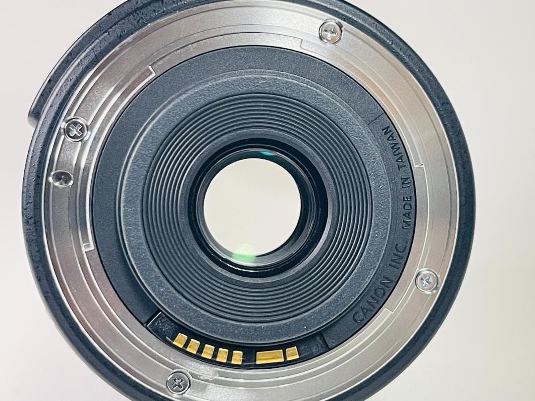 Canon キヤノン EF-S 18-135mm F3.5-5.6 IS STM