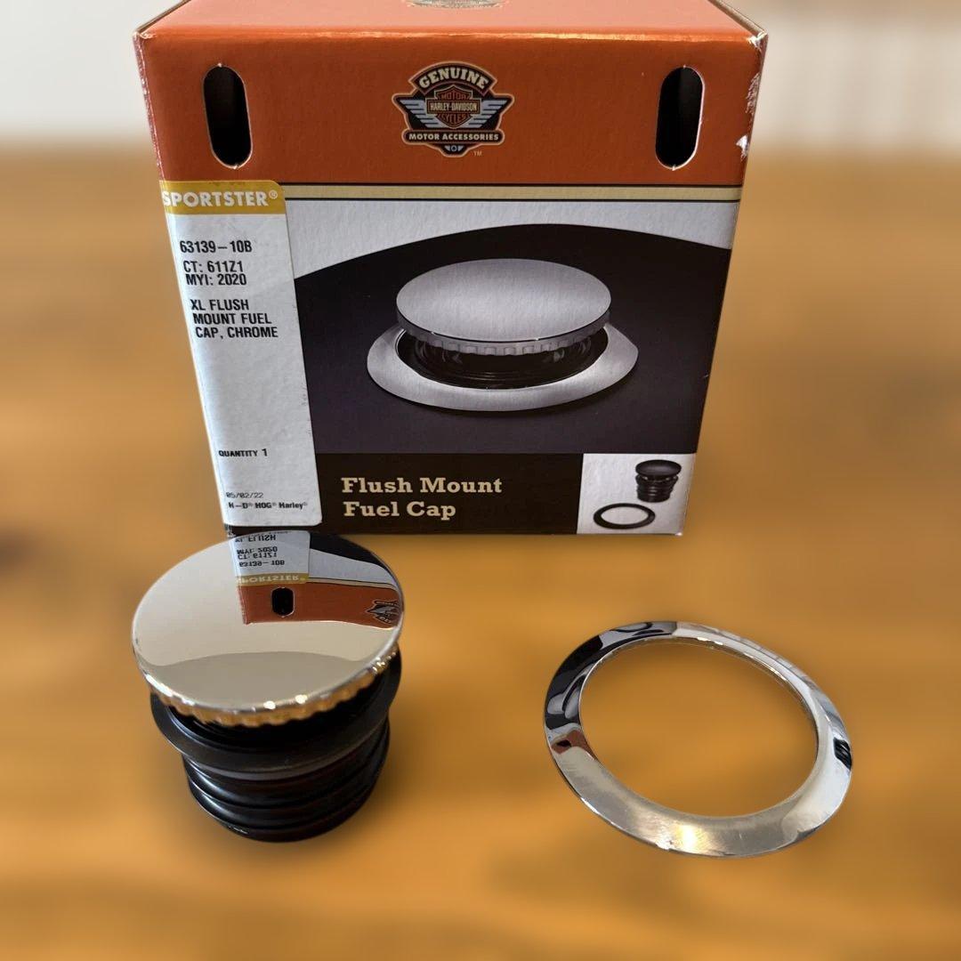 スポーツスター　フラッシュマウント　フューエルキャップ ハーレー純正□フラッシュマウント・フュエルキャップ 7.9L17Lタンク用
