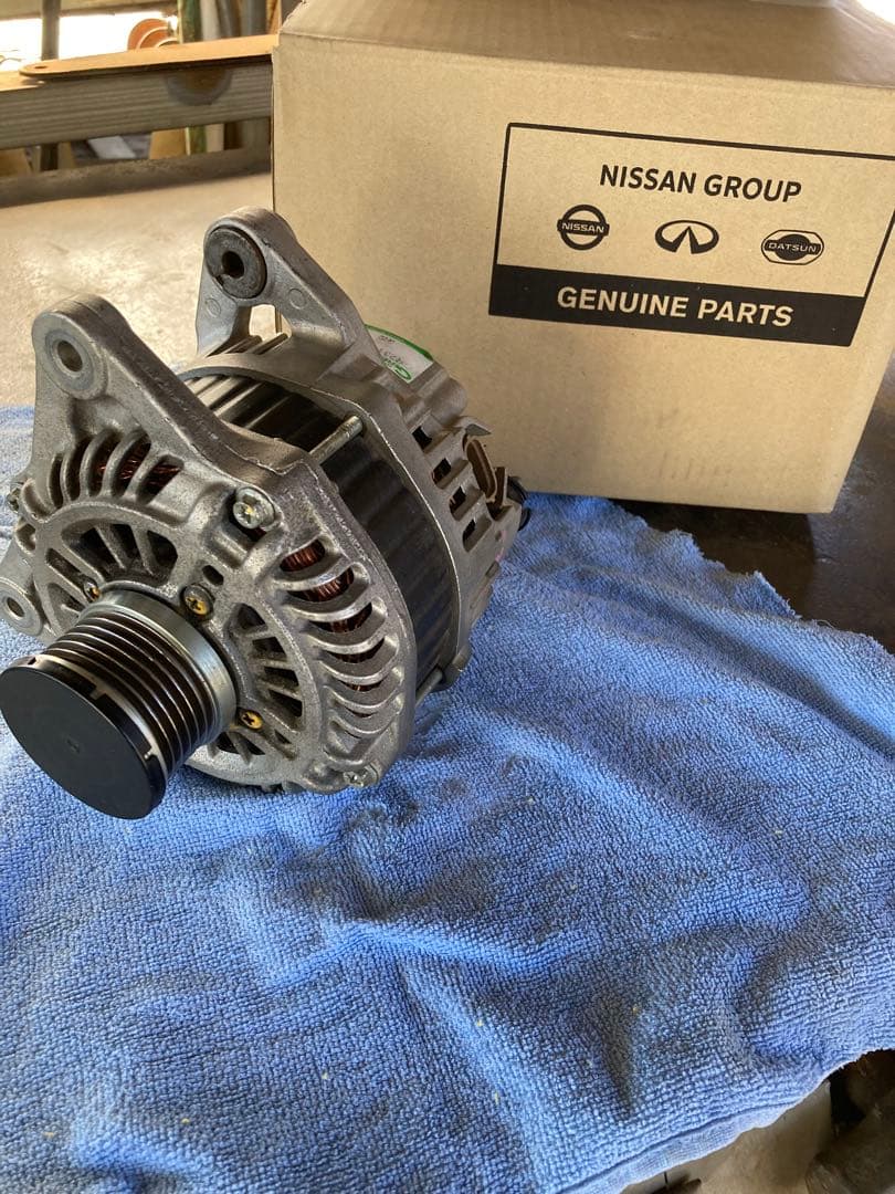 セレナ　c26 中古リビルトオルタネーター　ジェネレーター　発電機　ダイナモ セレナ c26 中古リビルトオルタネーター ジェネレーター 発電機