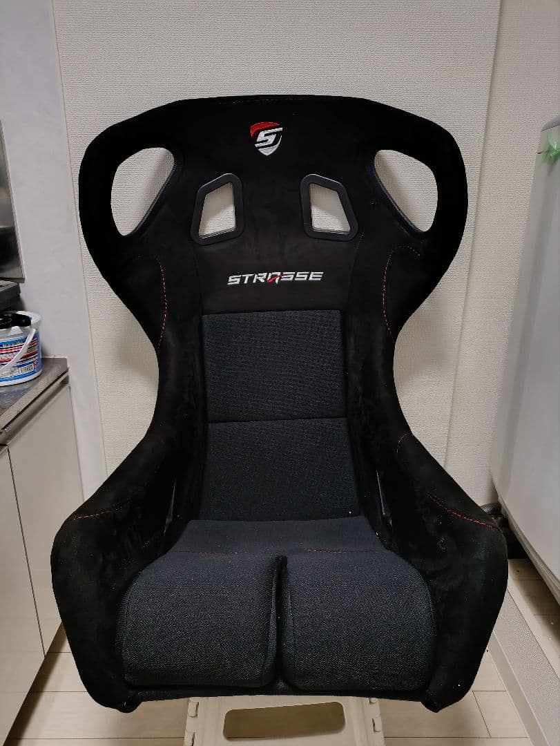 STRASSE SPEED MASTER RF 専用フルバケットシート STRASSE SPEED MASTER RF レーシングコックピット シート付 ／ コ