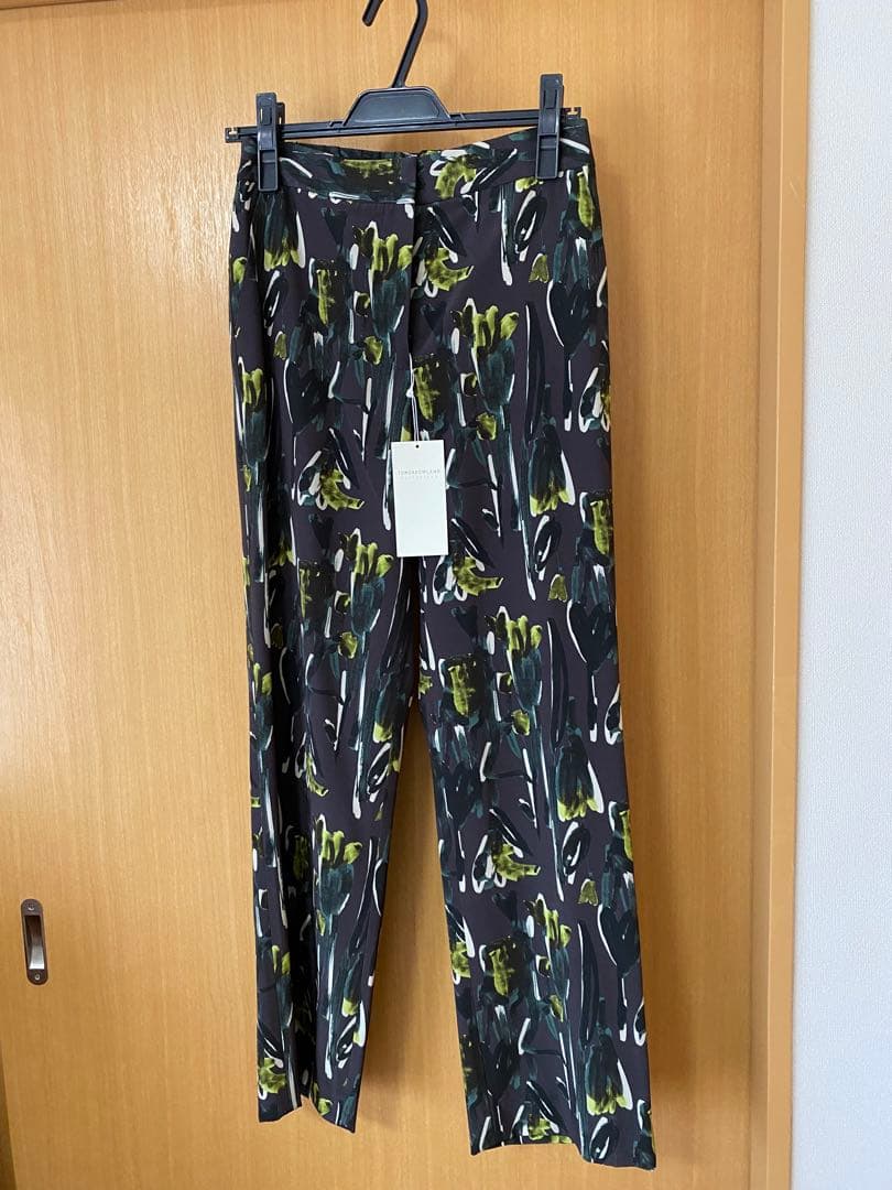 TOMORROWLAND collection 花柄パンツ TOMORROWLAND collection｜フラワープリントパンツ