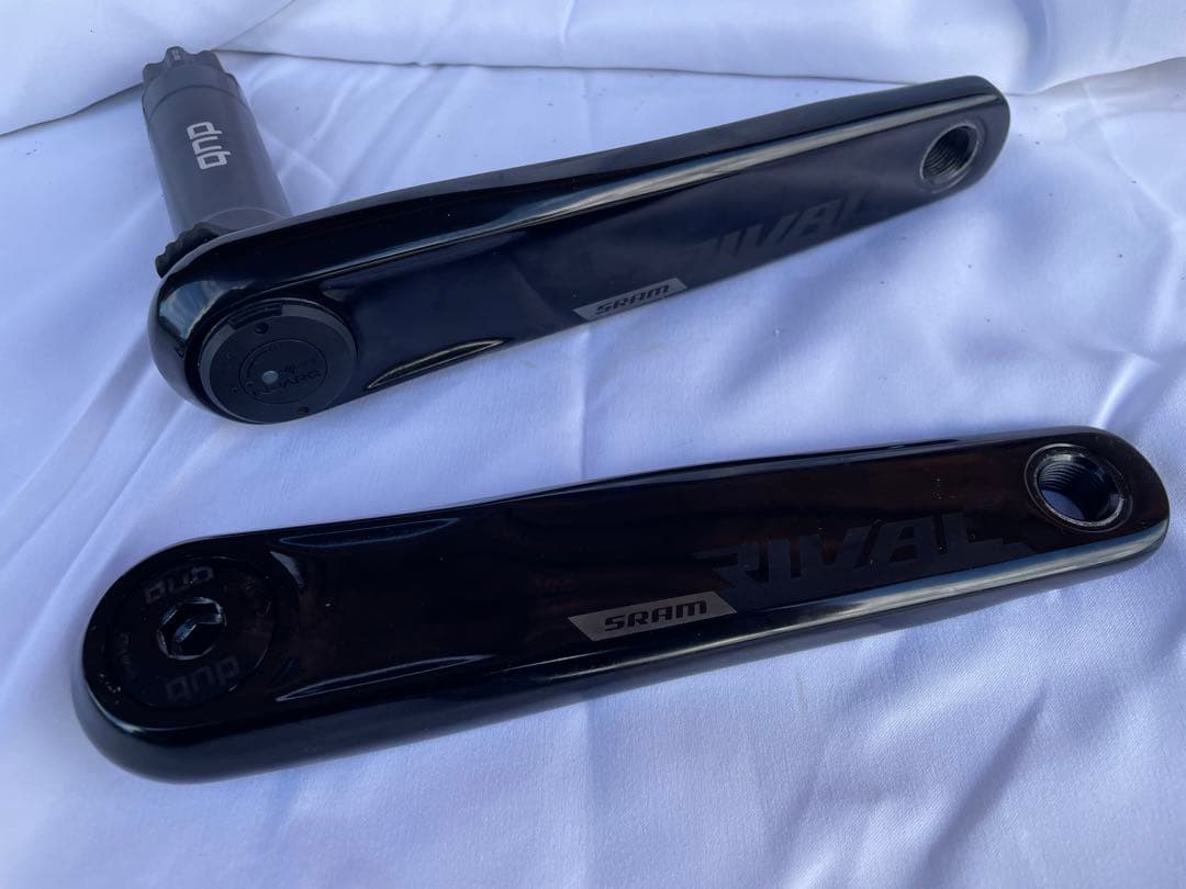 SRAM Rival DUBクランク&パワーメーターセット(8ボルトDM) SRAM Rival AXS Power Meter Crankset - 170mm, 12-Speed, 48/35t, 8