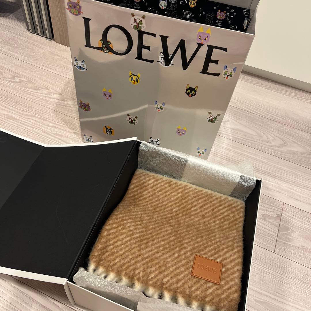 ユンさん専用LOEWE マフラー　正規店購入品　新品未使用 LOEWE (ロエベ) モヘア＆ウール レザーパッチ マフラー LELF655254X01