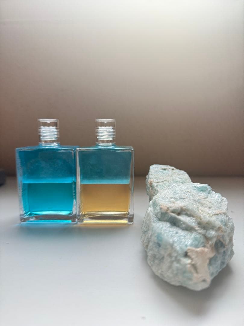 オーラソーマ ボトル＆イギリスデヴォーラショップ購入アクアマリン原石 オーラソーマ ボトル＆イギリスデヴォーラショップ購入アクアマリン