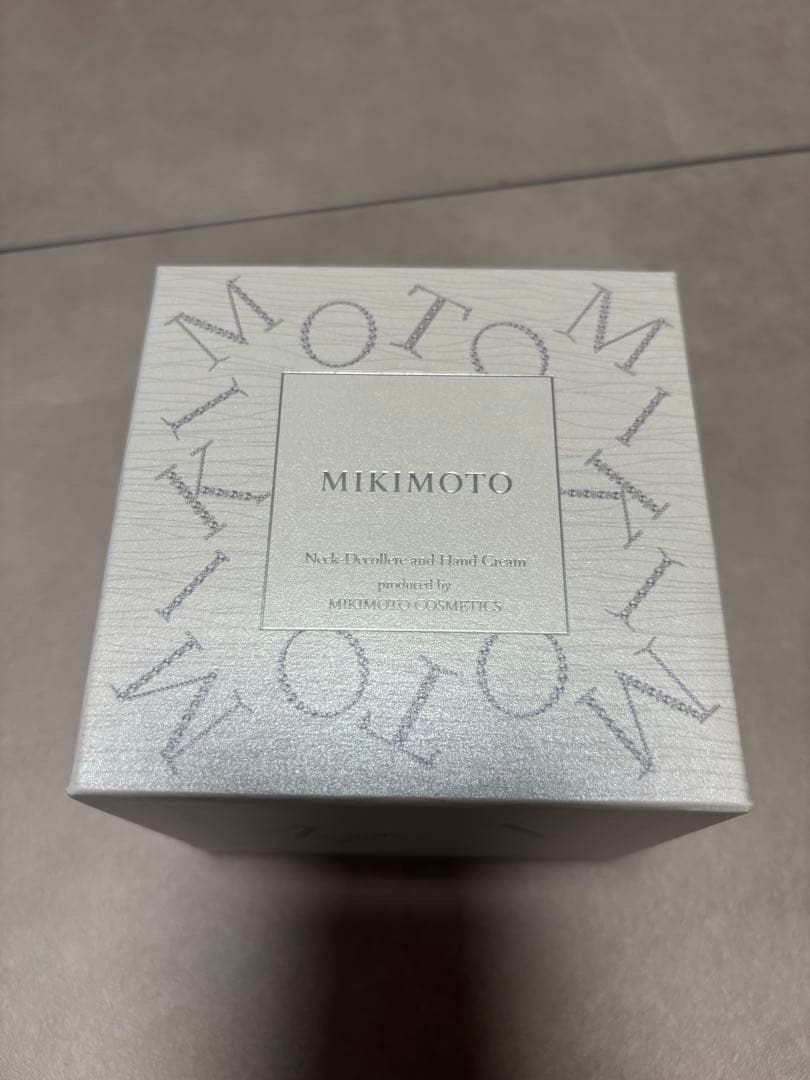 新品・未使用 MIKIMOTO ネック・デコルテ ハンドクリーム 90g 真珠の輝き♡】ミキモト ネック デコルテハンドクリーム (MIKIMOTO