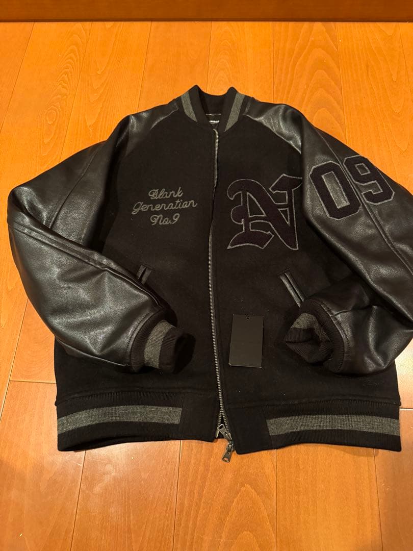 ナンバーナイン スタジャン 定価10万円 美品 ナンバーナイン スタジャン 正規品 レッド - メルカリ