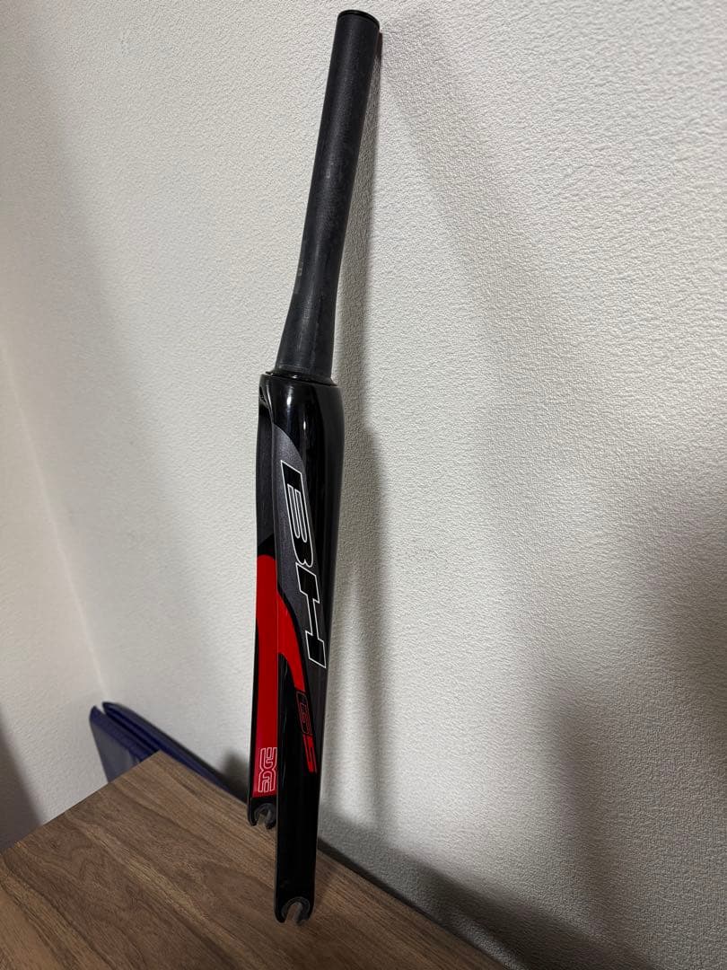 BH G5 フロントフォーク 黒/赤 BH G5 フロントフォーク 黒/赤 - メルカリ