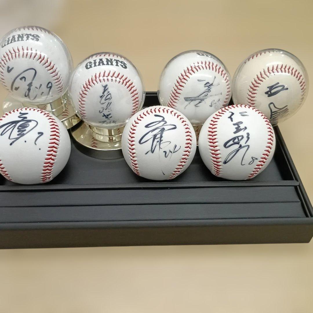 サイン 長嶋茂雄　王貞治　松井秀喜　落合博満？　高橋由伸　上原浩治　仁志敏久？ sddefault.jpg