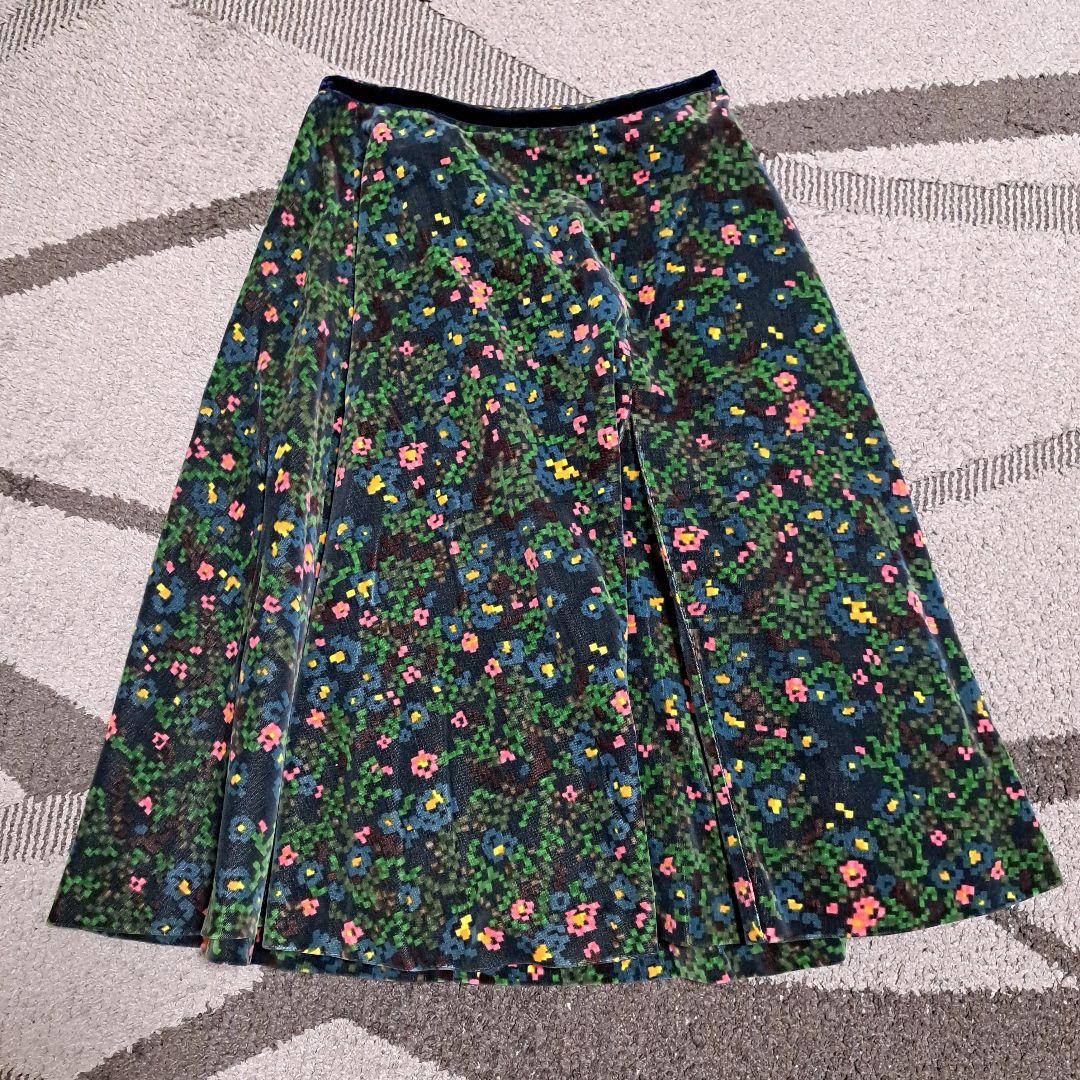 新品同様【mina perhonen】フラワープリントスカート ring flower” スカート | mina perhonen/ミナ ペルホネン