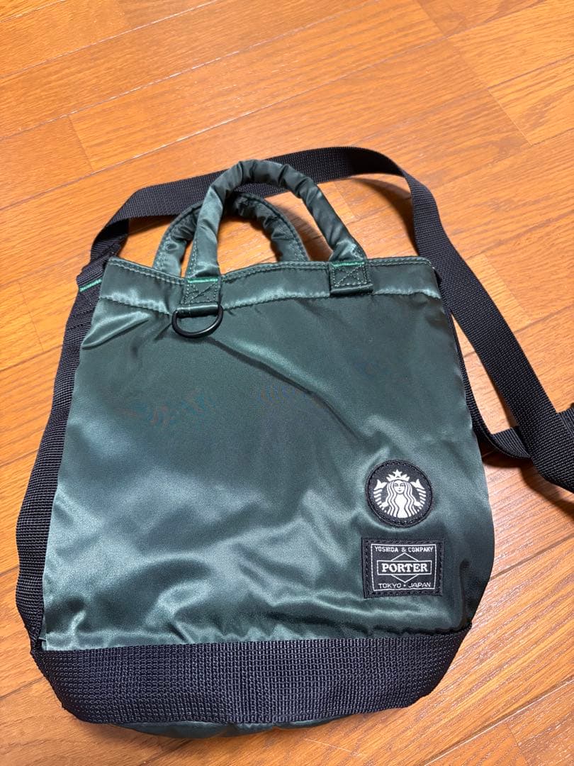 PORTER スターバックス コラボ ショルダーバッグ ダークグリーン PORTER スターバックス コラボ ショルダーバッグ ダークグリーン 発売