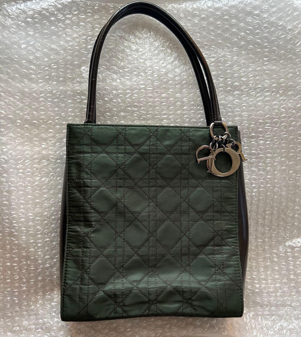 ete×一ツ山佳子コラボ tattooピアス 右耳用