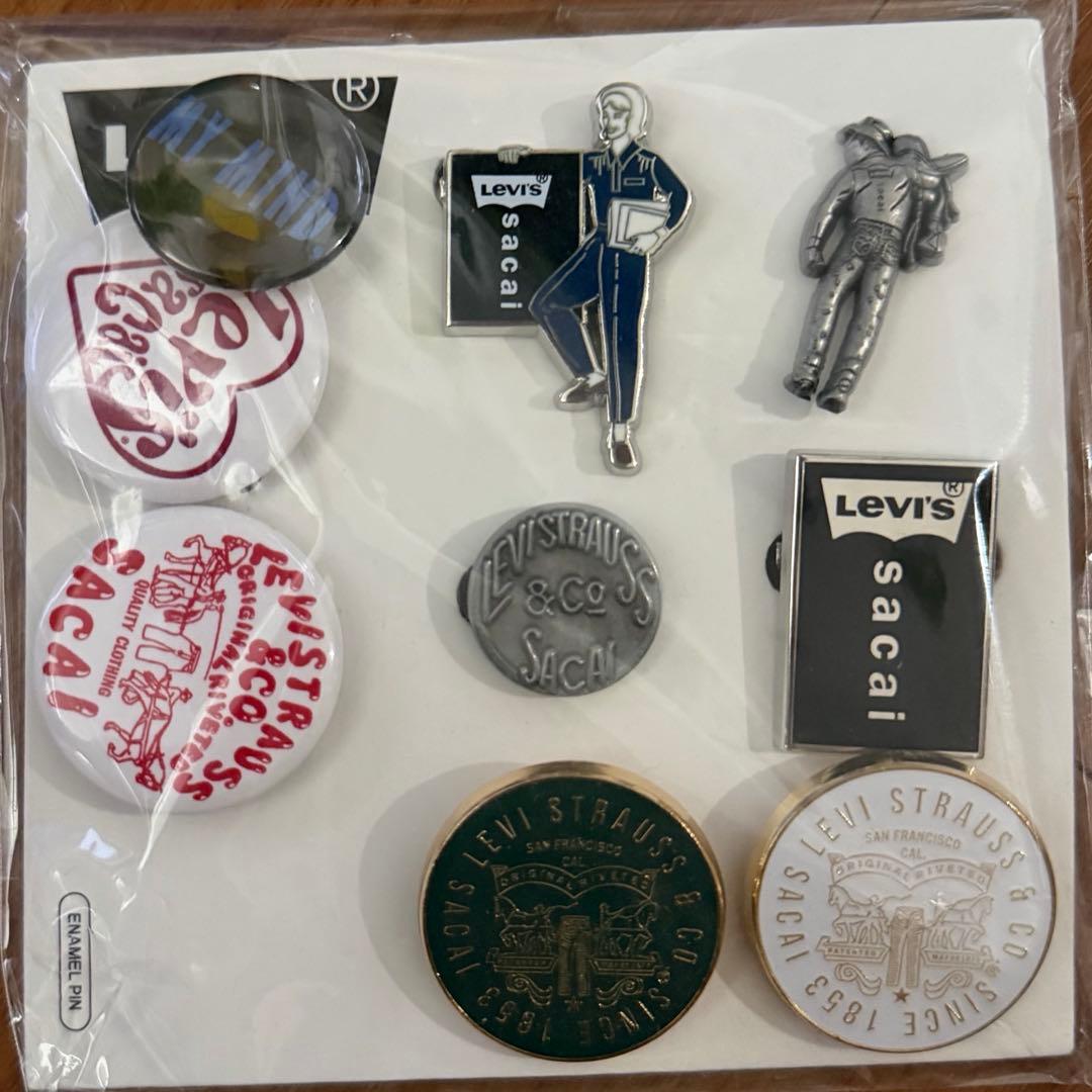 Levi's sacai ピンズ 3種セット リーバイス サカイ ゴールド Sacai x