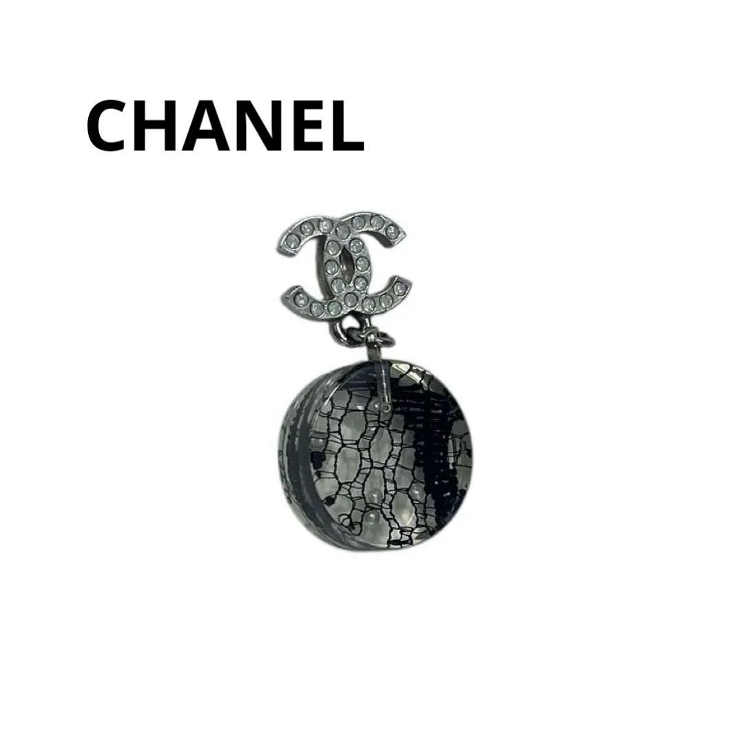 極美品‼️ CHANEL シャネル　ピアス　ココマーク　ラインストーン　クリア CHANEL（シャネル） ココマーク ラインストーン ピアス メタル