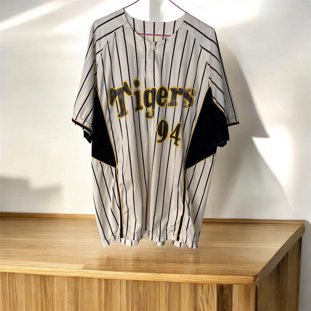 阪神タイガースプロ仕様半袖Vジャン 阪神タイガースプロ仕様半袖Vジャンの通販はau PAY マーケット - 輸入