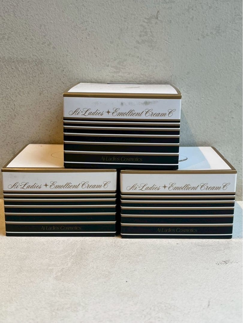 詩子さま専用　アイレディース化粧品 エモリエントクリームC 40g 楽天市場】年中無休出荷 アイレディース エモリエントクリームC 40g