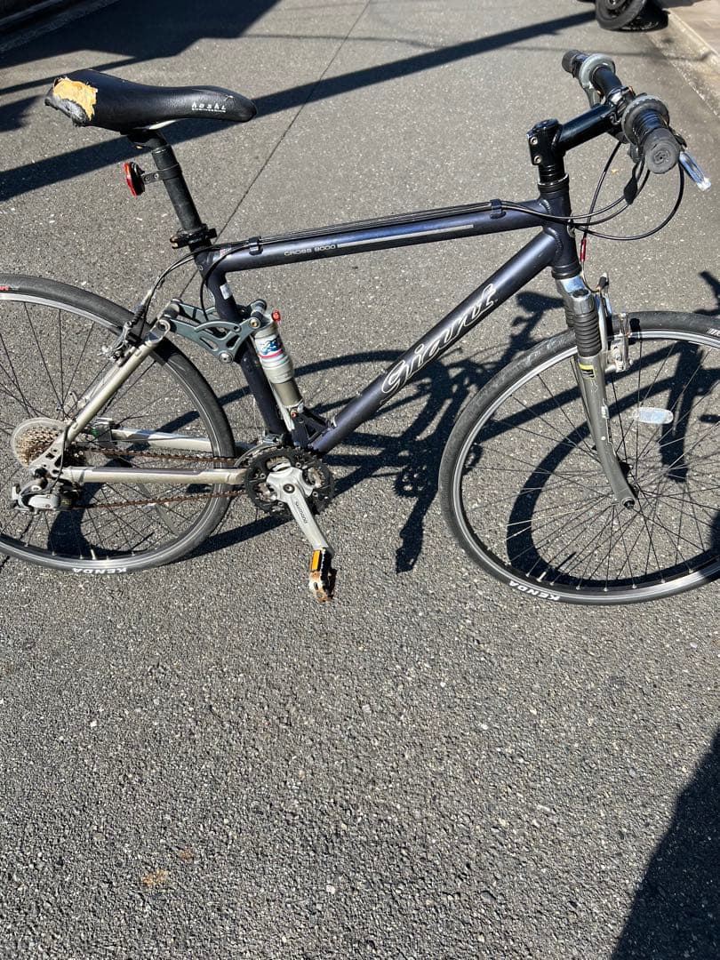 GIANT CRSS9000 クロスバイク アルミフレーム　ビンテージ GIANT CRSS9000 クロスバイク アルミフレーム ビンテージ