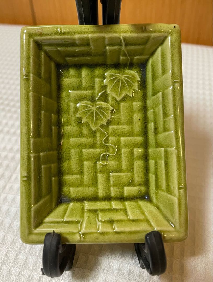 淡路珉平焼きの小皿　網代文に蔦 淡路珉平焼きの小皿 網代文に蔦 - メルカリ